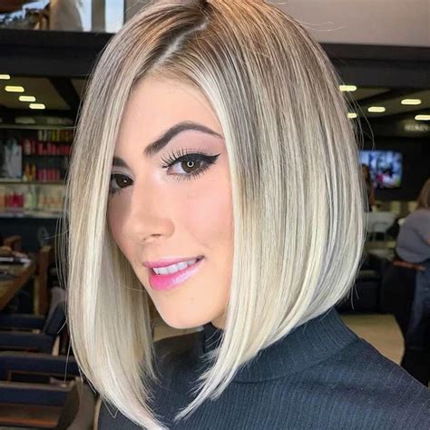 corte de cabelo chanel com franja